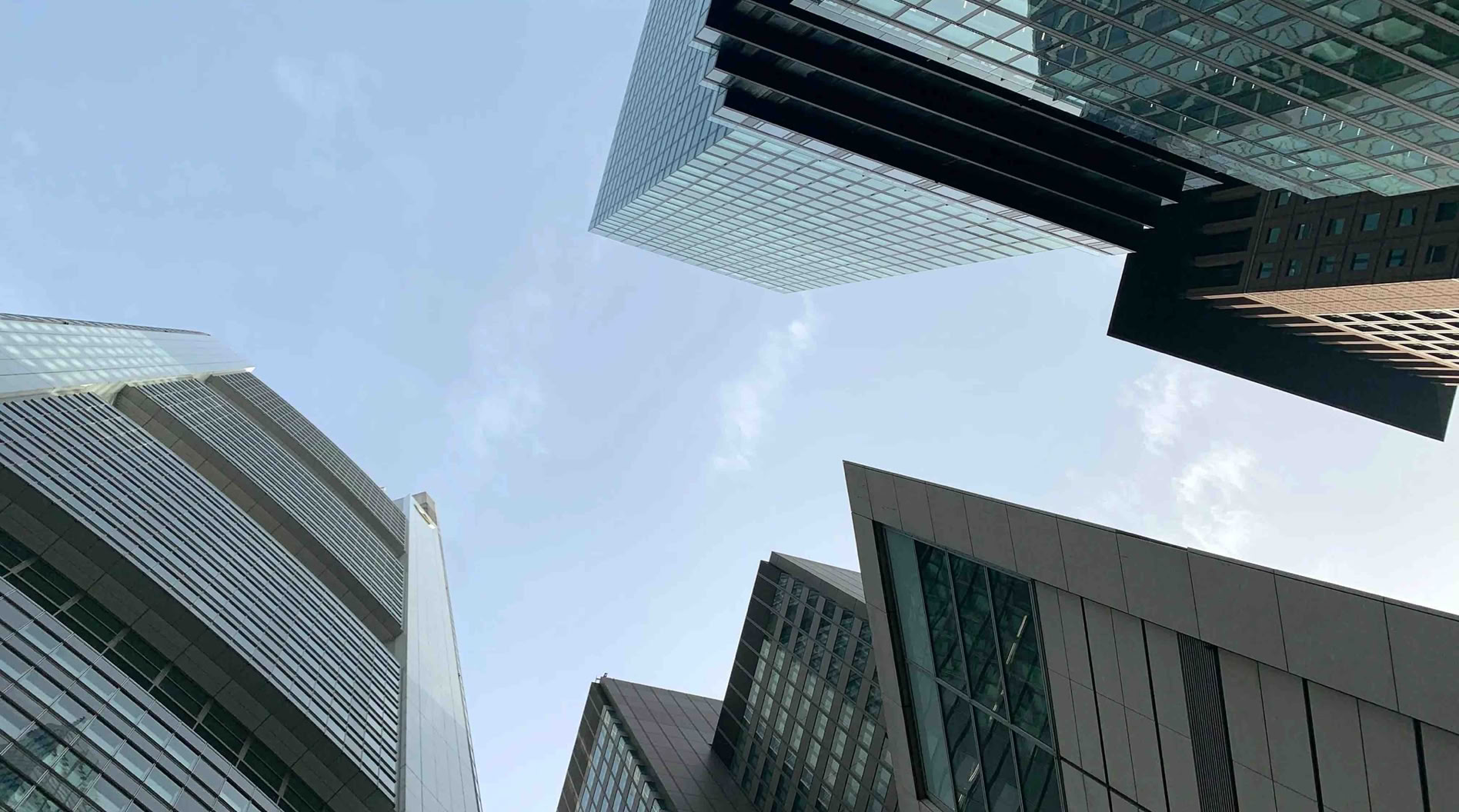 alt="Frankfurter Wolkenkratzer - Skyline Stadtführung"